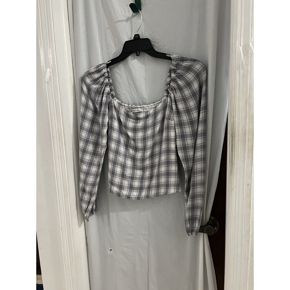 abercrombie fitch Gray Plaid Long Sleeve Crop Top Sz M Smocked Back Cabin Core